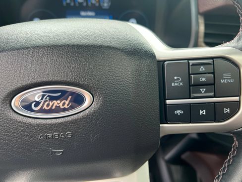 Used 2024 Ford Expedition Limited AWD/4WD image 26