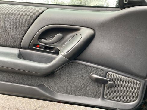 Used 1995 Chevrolet Camaro LT image 24