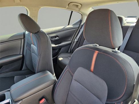 New 2025 Nissan Sentra SR image 15