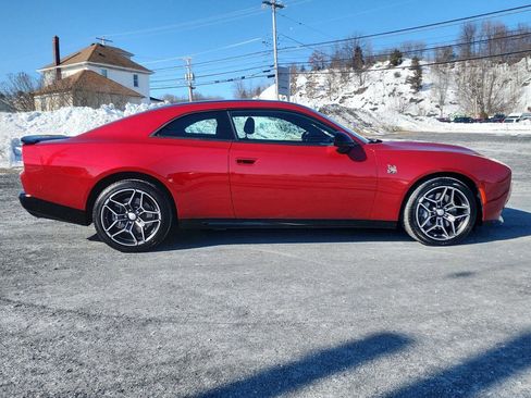 New 2026 Dodge Charger Daytona Scat Pack image 4