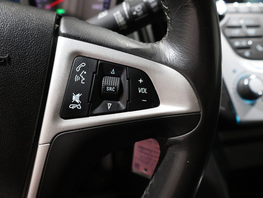 Used 2013 Chevrolet Equinox LT w/ Driver Convenience Package AWD/4WD image 32