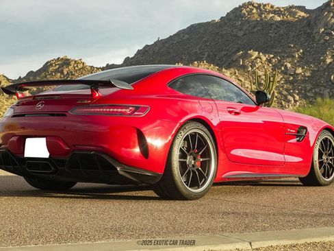 Used 2019 Mercedes-Benz AMG GT R image 8