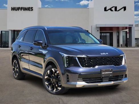 Used 2025 Kia Sorento EX FWD image 1