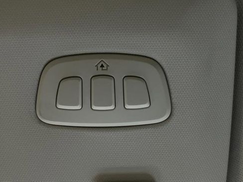 Used 2023 Ford Mustang Mach-E Premium image 27