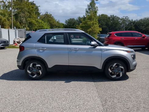 New 2026 Hyundai Venue SEL image 8