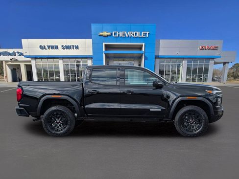 New 2026 GMC Canyon Elevation w/ Convenience Package image 7