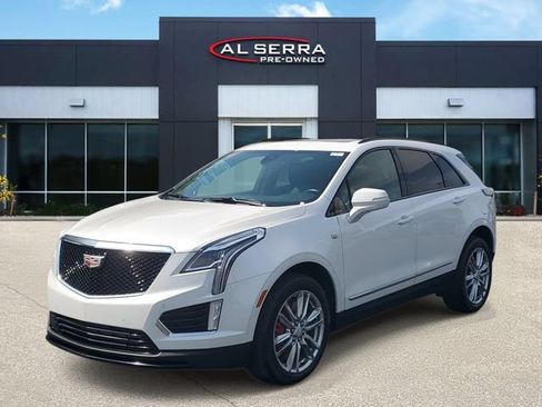 Certified 2024 Cadillac XT5 Sportv w/ LPO, Floor Liner Package AWD/4WD image 1