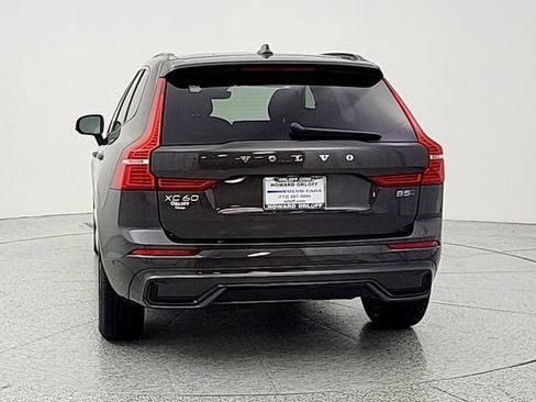 Certified 2025 Volvo XC60 B5 Plus w/ Climate Package AWD/4WD image 6