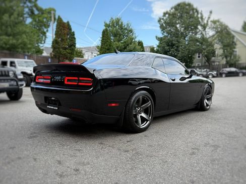 Used 2019 Dodge Challenger SRT Hellcat Redeye RWD image 8