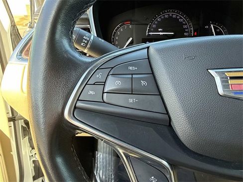 Used 2019 Cadillac XT5 Premium Luxury image 28