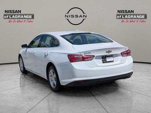 Used 2022 Chevrolet Malibu LT FWD image 7