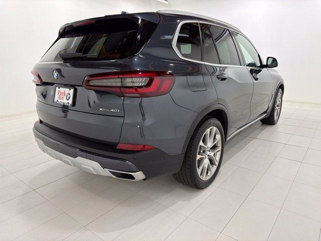 Used 2022 BMW X5 xDrive40i w/ Premium Package AWD/4WD image 5