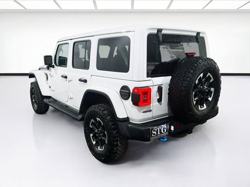 Used 2024 Jeep Wrangler Unlimited Rubicon 4xe image 6