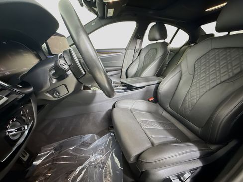 Used 2023 BMW 540i 540i w/ M Sport Package image 20