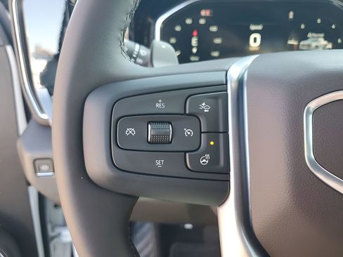 New 2026 GMC Sierra 1500 SLT image 31