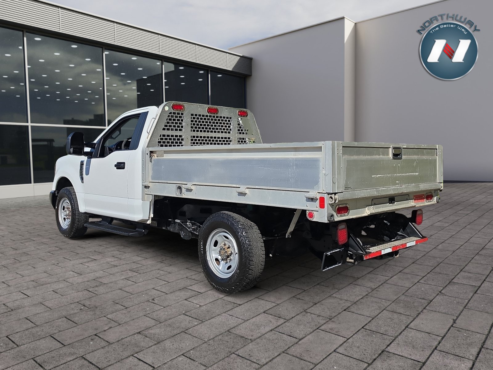 Used 2019 Ford F250 XL RWD image 3