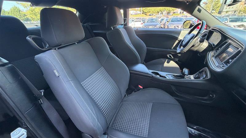 Used 2019 Dodge Challenger GT w/ Blacktop Package RWD image 7