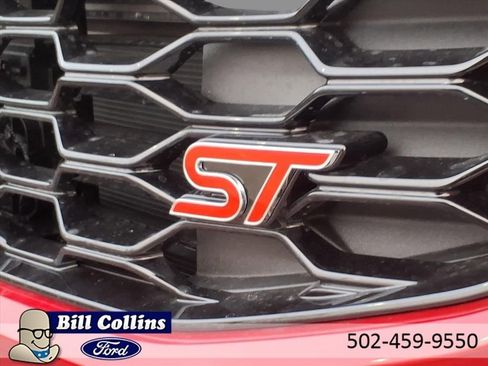 New 2026 Ford Explorer ST w/ Sun And Sound Package image 9