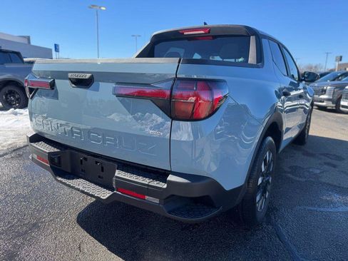 New 2025 Hyundai Santa Cruz SE image 6