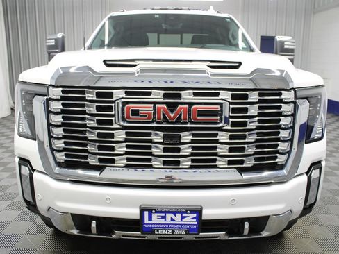 Used 2025 GMC Sierra 3500 Denali w/ Denali Reserve Package AWD/4WD image 53