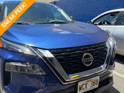 Used 2021 Nissan Rogue SV FWD image 1