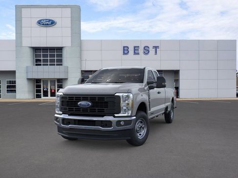 New 2025 Ford F250 XL w/ XL Chrome Package image 2
