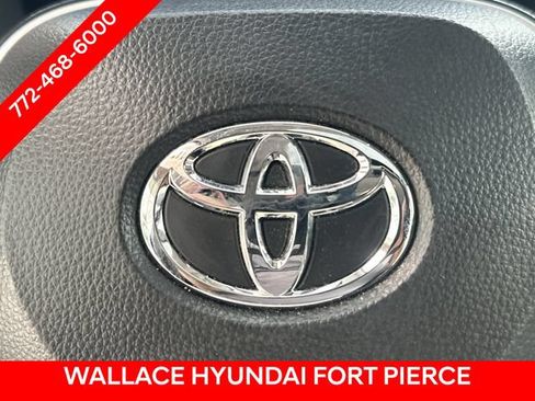 Used 2026 Toyota Corolla Cross LE w/ Moonroof Package FWD image 32