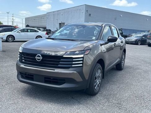 New 2026 Nissan Kicks S FWD image 9
