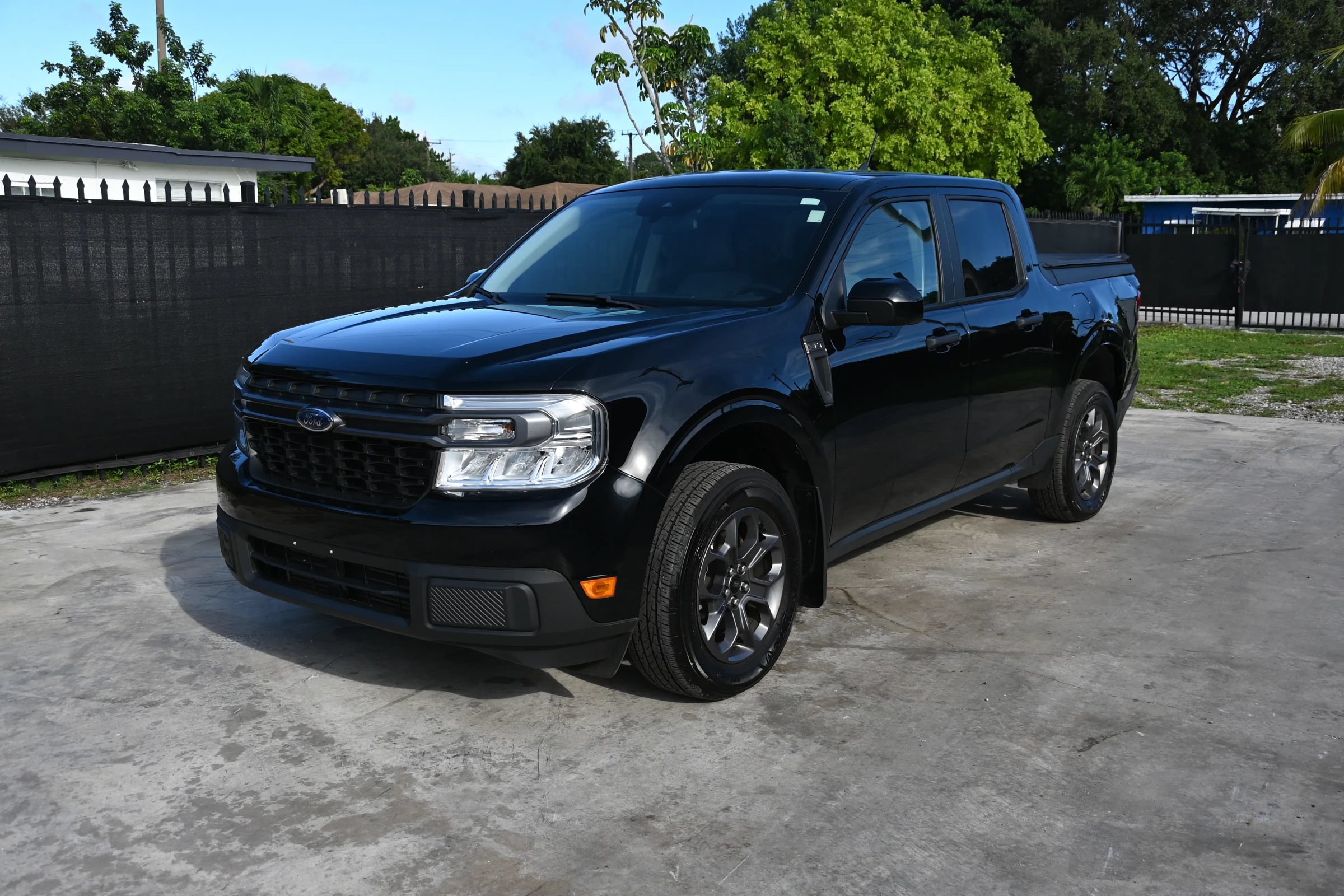 Used 2024 Ford Maverick XLT w/ XLT Luxury Package FWD image 1