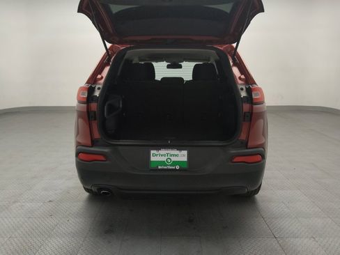 Used 2015 Jeep Cherokee Sport FWD image 29