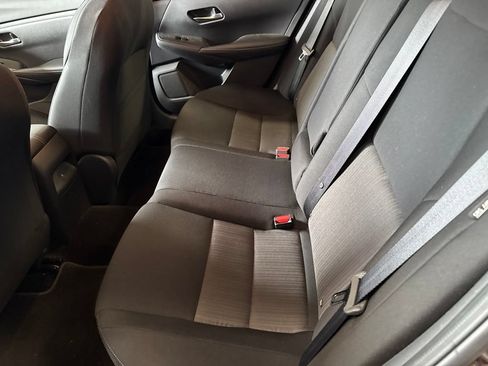 Certified 2022 Nissan Sentra SV FWD image 7