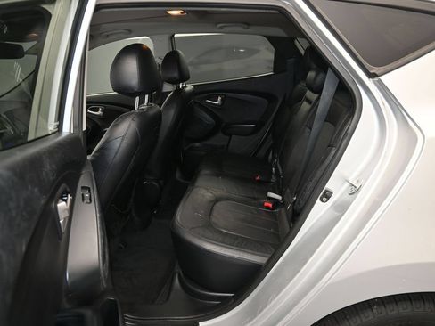 Used 2013 Hyundai Tucson Limited w/ Premium Pkg FWD image 14