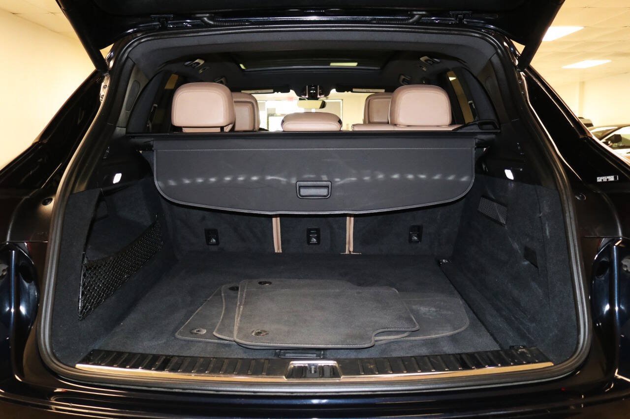 Used 2020 Porsche Cayenne Turbo AWD/4WD image 93