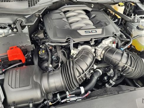 Certified 2025 Ford Mustang GT Premium image 19