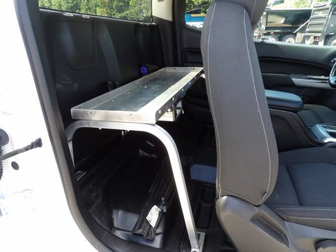 Used 2022 Chevrolet Colorado LT w/ Fleet Safety Package RWD image 30