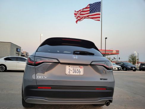 Used 2023 Honda HR-V Sport image 6