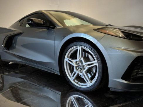 Used 2023 Chevrolet Corvette 3LT w/ Z51 Performance Package image 15