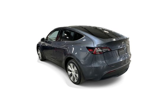 Certified 2023 Tesla Model Y Long Range AWD/4WD image 4