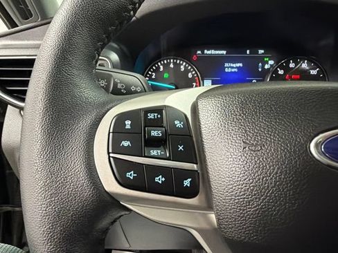Used 2023 Ford Explorer Limited w/ Limited Technology Package AWD/4WD image 21