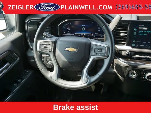 Used 2023 Chevrolet Silverado 1500 LT AWD/4WD image 15