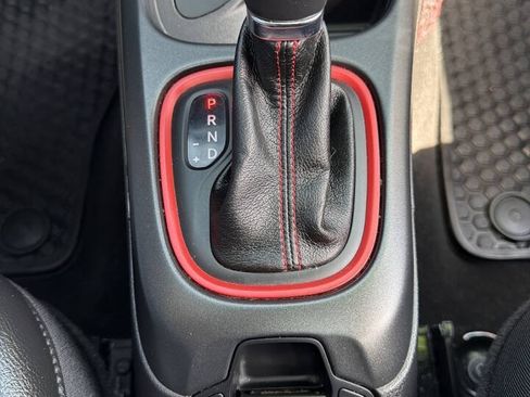 Used 2018 Jeep Compass Trailhawk w/ Leather Interior Group AWD/4WD image 25