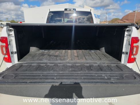 Used 2022 RAM 2500 Limited image 40
