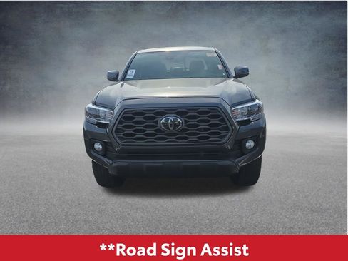 Used 2022 Toyota Tacoma TRD Off-Road w/ Technology Package RWD image 16