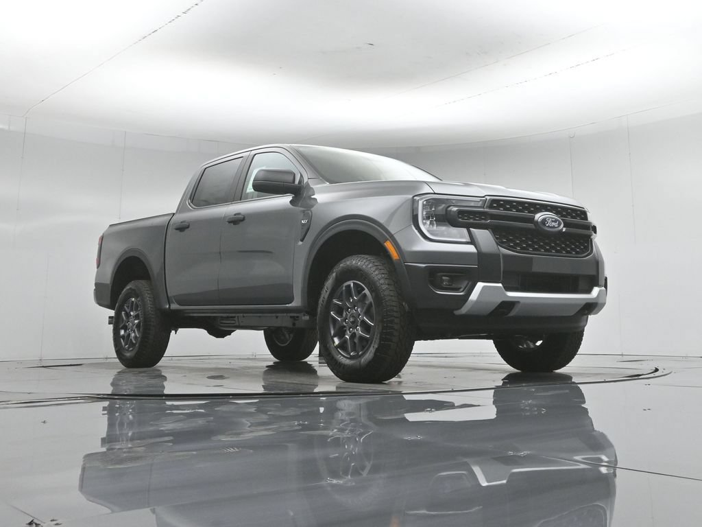 New 2026 Ford Ranger XLT w/ Black Appearance Package AWD/4WD image 43