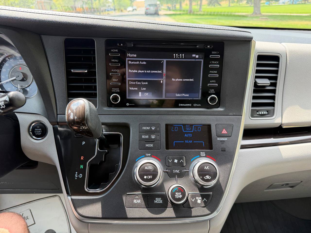 Used 2019 Toyota Sienna XLE w/ XLE Navigation Package AWD/4WD image 22