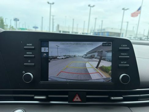 Certified 2026 Hyundai Elantra SEL Sport Premium FWD image 18
