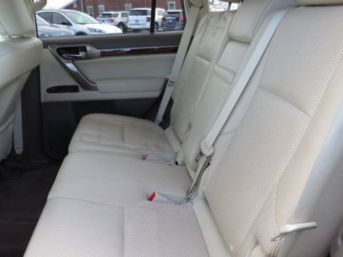Used 2013 Lexus GX 460 image 6