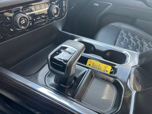 Used 2025 Chevrolet Silverado 1500 RST AWD/4WD image 40