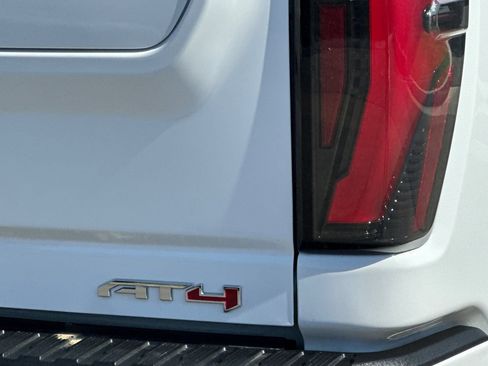 Certified 2026 GMC Sierra 2500 AT4 AWD/4WD image 28