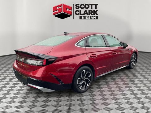 Used 2025 Hyundai Sonata SEL FWD image 6